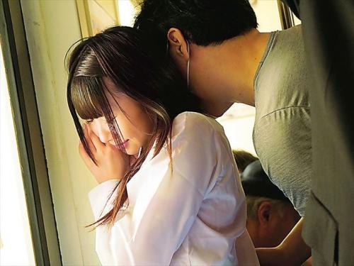 誰？気のせい？夢見照うた 痴漢電車で痴漢された女子高生が恐怖の悲鳴を上げる!制服美少女JKが痴漢に襲われてレイプセックスの餌食に!