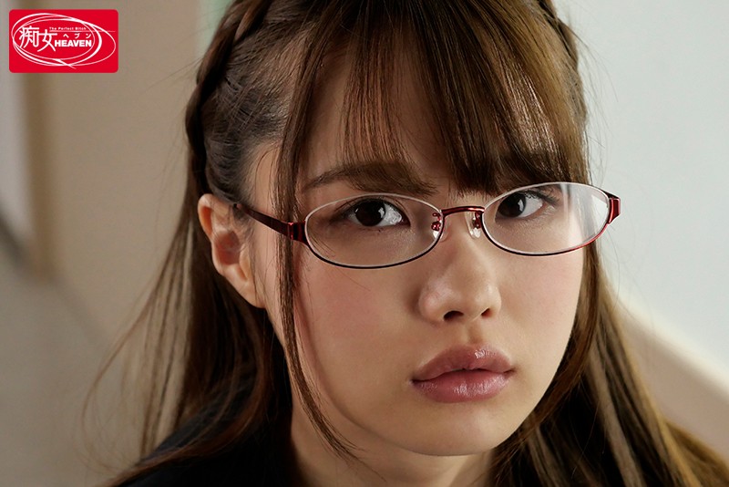 むっつり文系スレンダーなメガネっ娘、美少女松本いちかちゃん