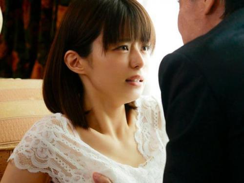 【月乃ルナ】新婚のスレンダー若妻が旦那の左遷をネタに脅されて上司に無理やり陵辱寝取られセックスでレイプされる！