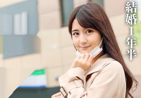 【人妻×激烈美クビレ】クビレ極上ボディのシロウト奥様は性欲旺盛！旦那では物足りず他人おチンポと浮気セックスで快楽を堪能