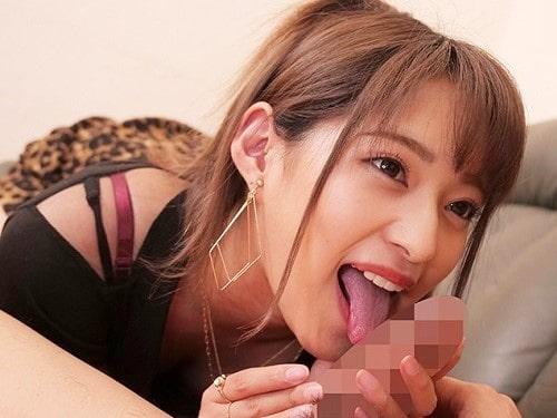 【渚みつき】射精遊びをする小悪魔美少女にエロいフェラで抜かれたフニャフニャチ〇ポに媚薬を塗り込まれ再生チン起ち肉棒を。。。