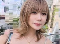 ２８歳ヤリマン金髪GALが性欲むき出しでチンチンを捕食♡ねっとりフェラチオに騎乗位ＳＥＸでスレンダー美乳ボディが興奮