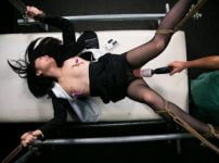 《拷問興奮》黒パンスト破られ拘束された女体が無理やり犯され性処理肉便器にされてしまい失神寸前に..