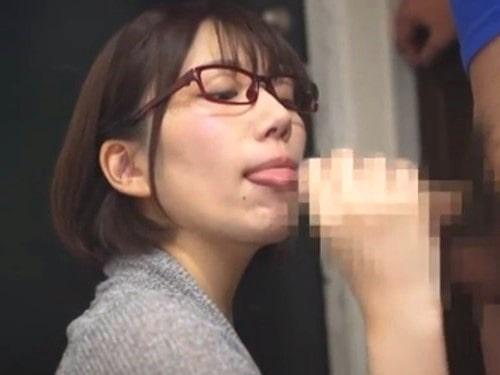 【中野真子×酒乱セックス】地味メガネの美女がお酒に酔うと淫乱変態化してしまい誘惑したフルチン起ちチ〇ポを美味しそう咥え口内イクを。。。