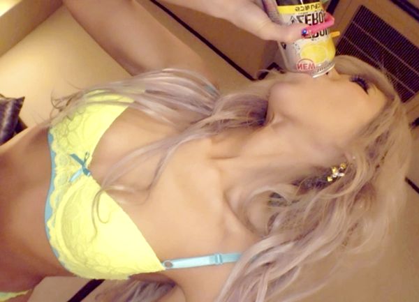 【ヤリマン金髪×肉食黒ぎゃる】性欲ヤバすぎ淫乱褐色ボディ♡チンポに飢えた欲しがりボディが四つん這いフェラに濃厚ＳＥＸでイキ狂う