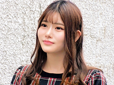 気品漂う美容部員のアネちゃんと濃厚キス！童貞くんがあまりの気持ちよさに暴走して巨乳の体に中出し