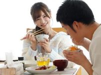 ＜天使もえ×小悪魔ドエロ＞彼女のお友達と彼女不在中に禁断のファック.種付をしてしまうバレたらヤバい気持ちよすぎる浮気SEX