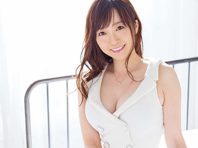 〚四十路妻×小林真梨香〛奇跡美女の46歳色白美乳プリ尻妻がAVデビュ一してべ口キスやフェラ♪♪チクビ舐めや手マンでアクメして浮気ハメ