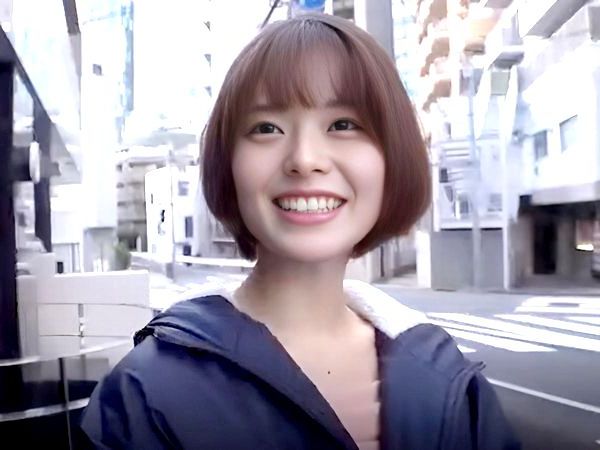 AV女優の凄テクを”我慢”する素人ナンパ企画！ドS痴女なスケベ貧乳ビッチのチクビ舐め手コキに耐えれば至福の膣内イク＜フェラ＞